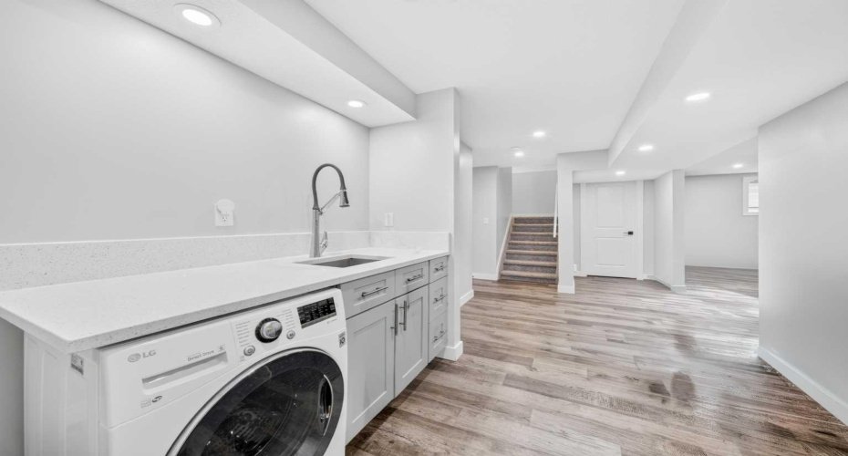 15 Sherwood Common, Calgary, Alberta T3R 1P6, 4 Bedroom Bedrooms, 0 ,4 BathroomBathrooms,Residential,For Sale,Sherwood,0,A2328220