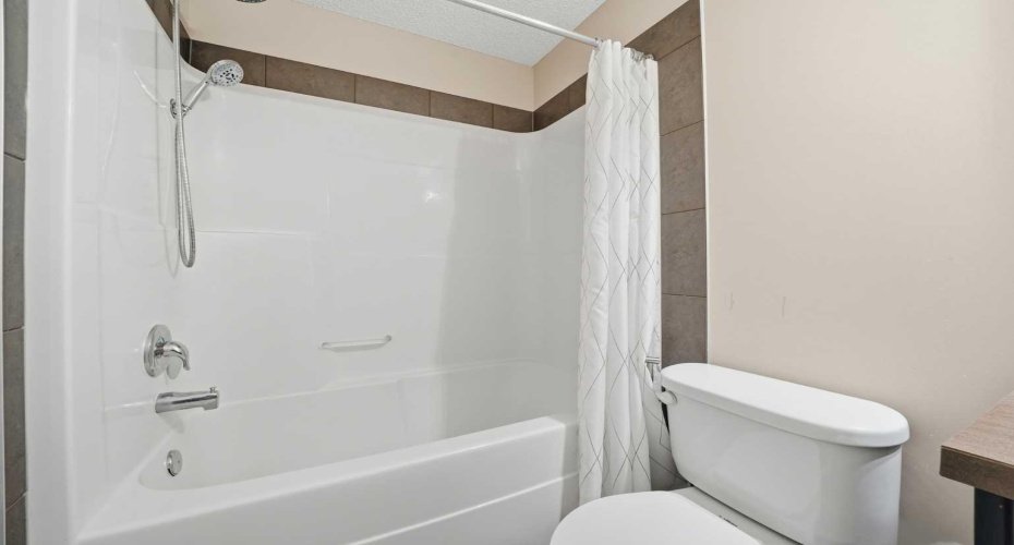 176 Evansview Gardens, Calgary, Alberta T3P 0L2, 3 Bedroom Bedrooms, 0 ,3 BathroomBathrooms,Residential,For Sale,Evansview,0,A2287536