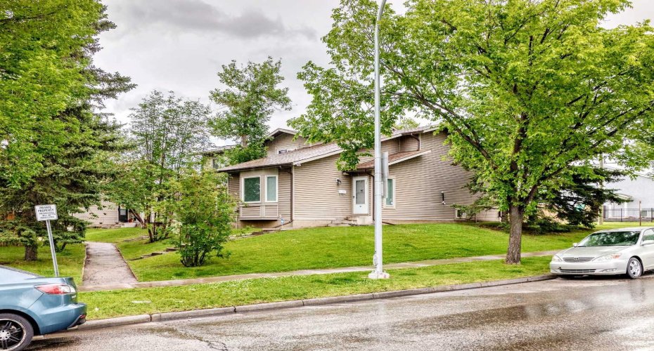 15 Falshire Terrace, Calgary, Alberta T3J3B1, 2 Bedroom Bedrooms, 0 ,2 BathroomBathrooms,Residential,For Sale,Falshire,0,A2325851