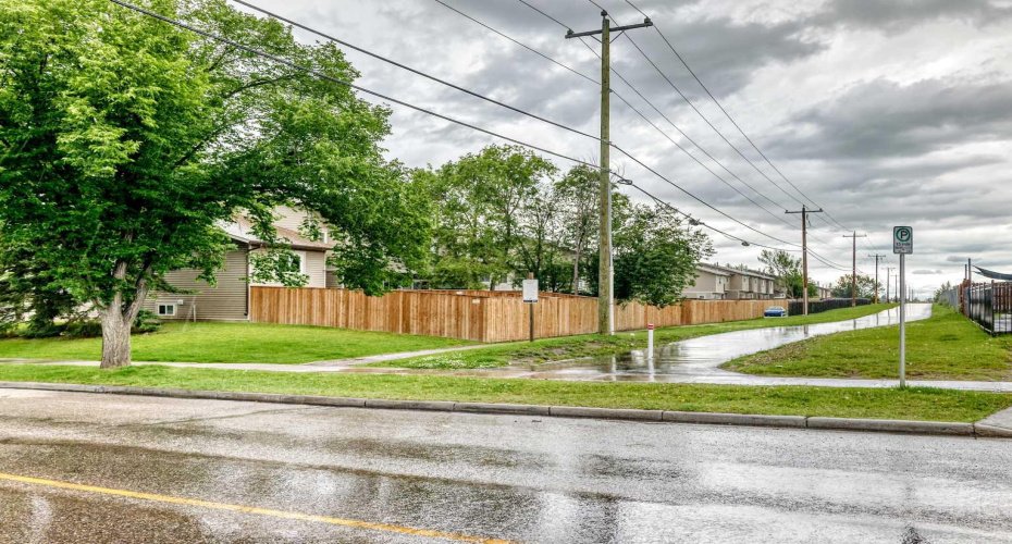 15 Falshire Terrace, Calgary, Alberta T3J3B1, 2 Bedroom Bedrooms, 0 ,2 BathroomBathrooms,Residential,For Sale,Falshire,0,A2325851