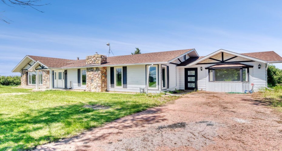 27028 Township Road 300, Rural Mountain View County, Alberta T0M 0A0, 5 Bedroom Bedrooms, 0 ,4 BathroomBathrooms,Residential,For Sale,Township Road 300,0,A2326778