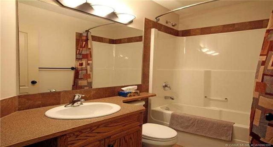 4 Horne Close, Sylvan Lake, Alberta T4S 0C4, 4 Bedroom Bedrooms, 0 ,2 BathroomBathrooms,Residential,For Sale,Horne,0,A2328470