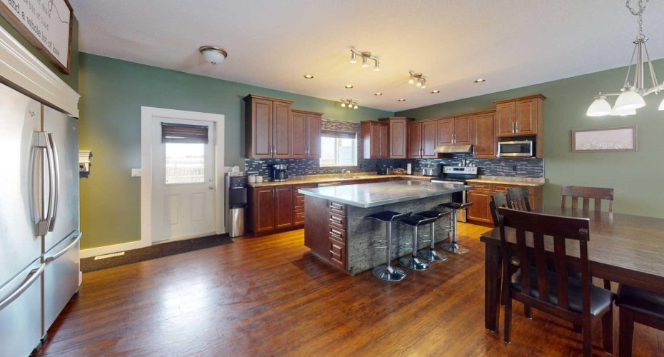 101 68134, Plamondon, Alberta T0A2T0, 4 Bedroom Bedrooms, 0 ,3 BathroomBathrooms,Residential,For Sale,68134,0,A2290514