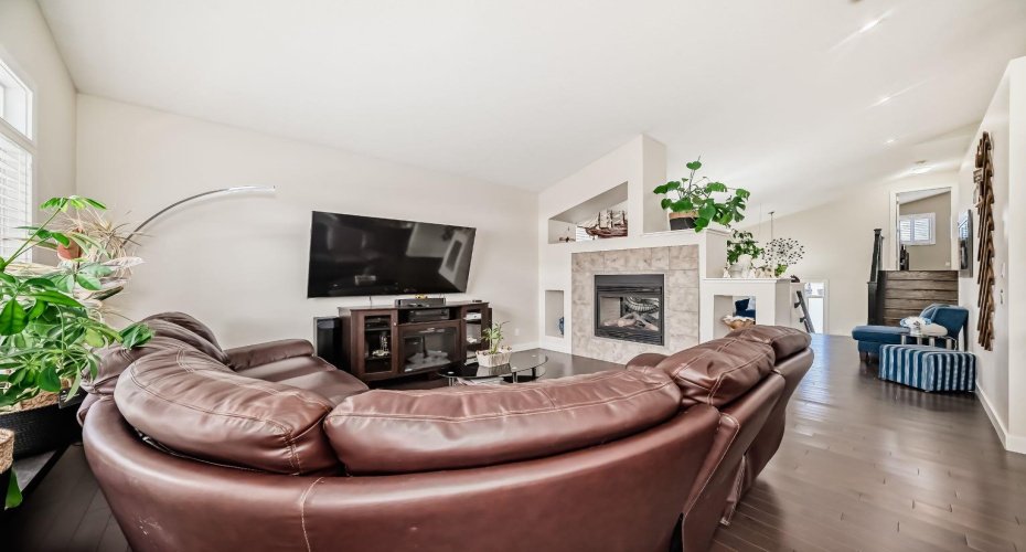 612 Montgomery Close, High River, Alberta T1V0B7, 3 Bedroom Bedrooms, 0 ,3 BathroomBathrooms,Residential,For Sale,Montgomery,0,A2293601