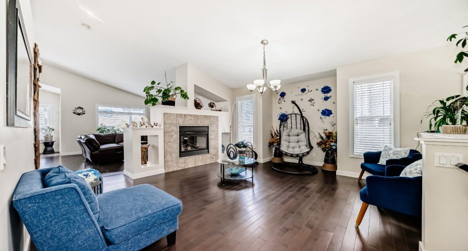 612 Montgomery Close, High River, Alberta T1V0B7, 3 Bedroom Bedrooms, 0 ,3 BathroomBathrooms,Residential,For Sale,Montgomery,0,A2293601