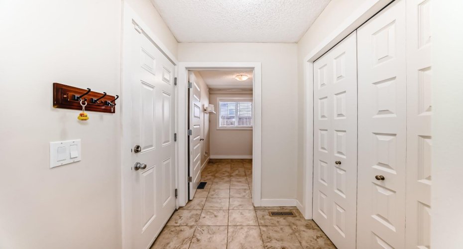 612 Montgomery Close, High River, Alberta T1V0B7, 3 Bedroom Bedrooms, 0 ,3 BathroomBathrooms,Residential,For Sale,Montgomery,0,A2293601