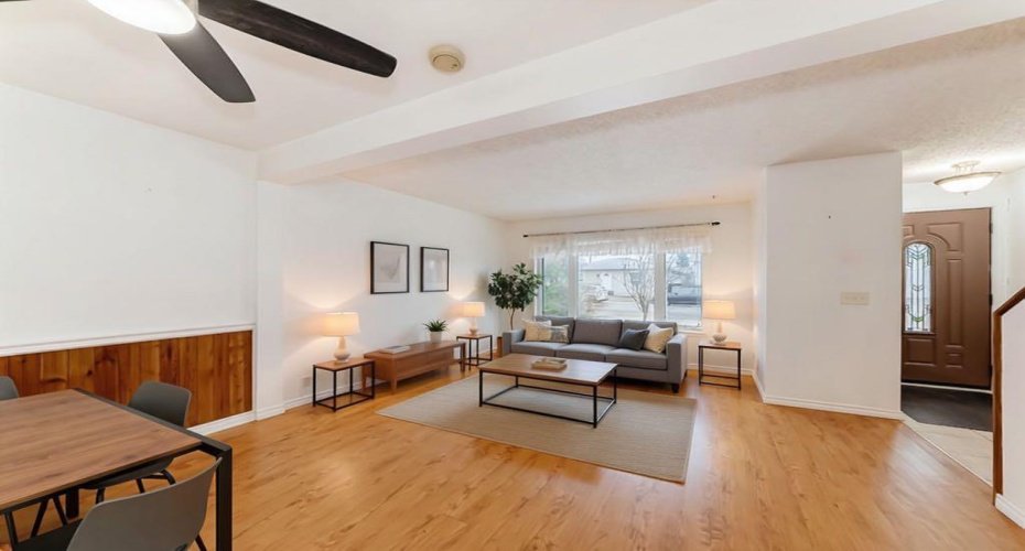 Virtually staged living room