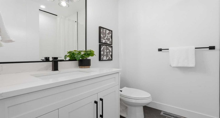 1429 26A Street, Calgary, Alberta T3C 1K9, 5 Bedroom Bedrooms, 0 ,4 BathroomBathrooms,Residential,For Sale,26A,0,A2315166