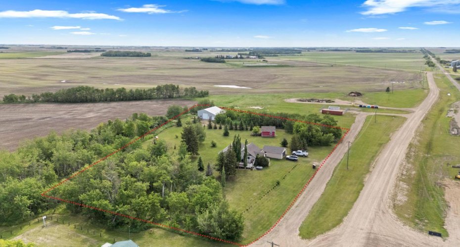 10 Railway Avenue, Rosalind, Alberta T0B3Y0, 3 Bedroom Bedrooms, 0 ,1 BathroomBathrooms,Residential,For Sale,Railway,0,A2321072