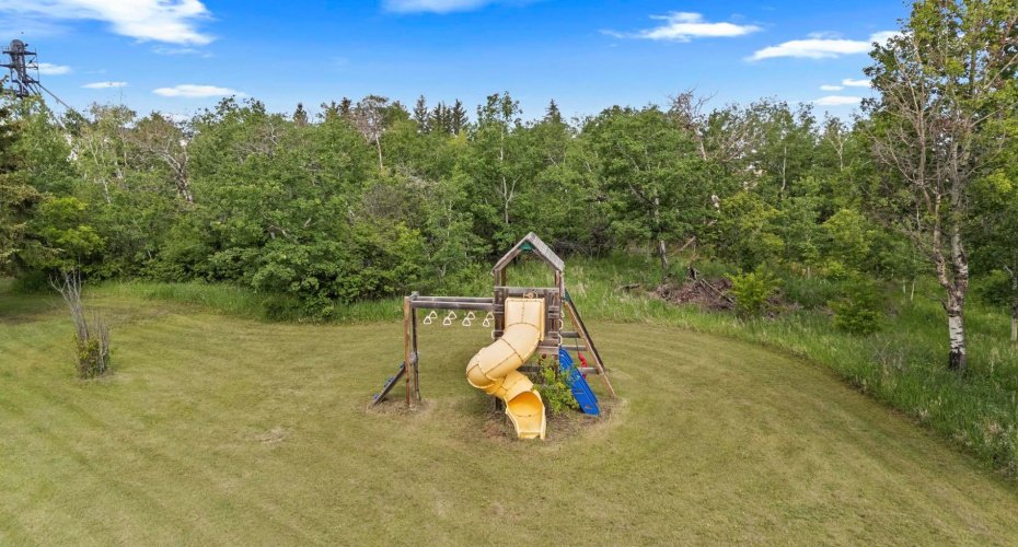 10 Railway Avenue, Rosalind, Alberta T0B3Y0, 3 Bedroom Bedrooms, 0 ,1 BathroomBathrooms,Residential,For Sale,Railway,0,A2321072