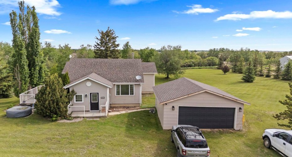 10 Railway Avenue, Rosalind, Alberta T0B3Y0, 3 Bedroom Bedrooms, 0 ,1 BathroomBathrooms,Residential,For Sale,Railway,0,A2321072