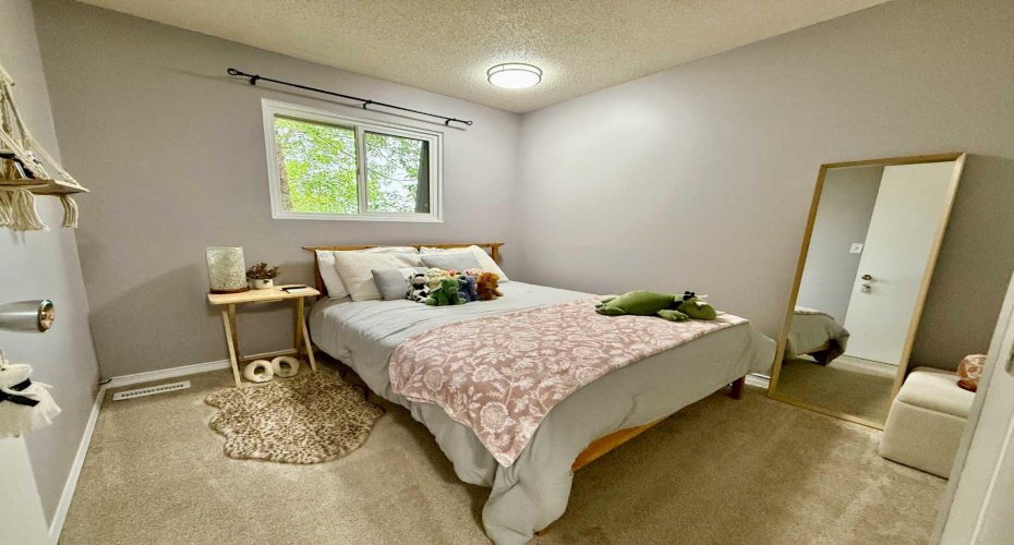115 Lafayette Boulevard, Lethbridge, Alberta T1K 4B9, 3 Bedroom Bedrooms, 0 ,2 BathroomBathrooms,Residential,For Sale,Lafayette,0,A2321190