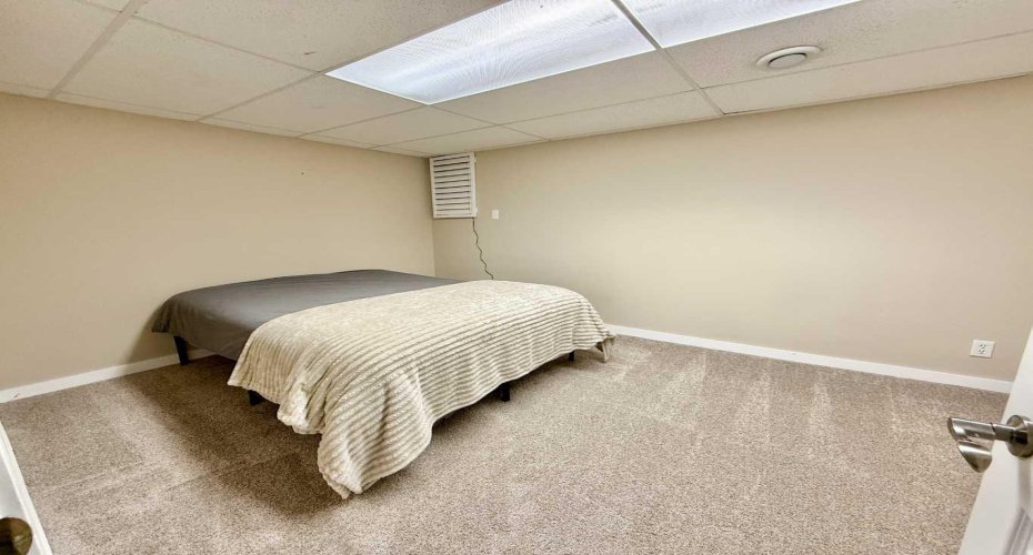 115 Lafayette Boulevard, Lethbridge, Alberta T1K 4B9, 3 Bedroom Bedrooms, 0 ,2 BathroomBathrooms,Residential,For Sale,Lafayette,0,A2321190