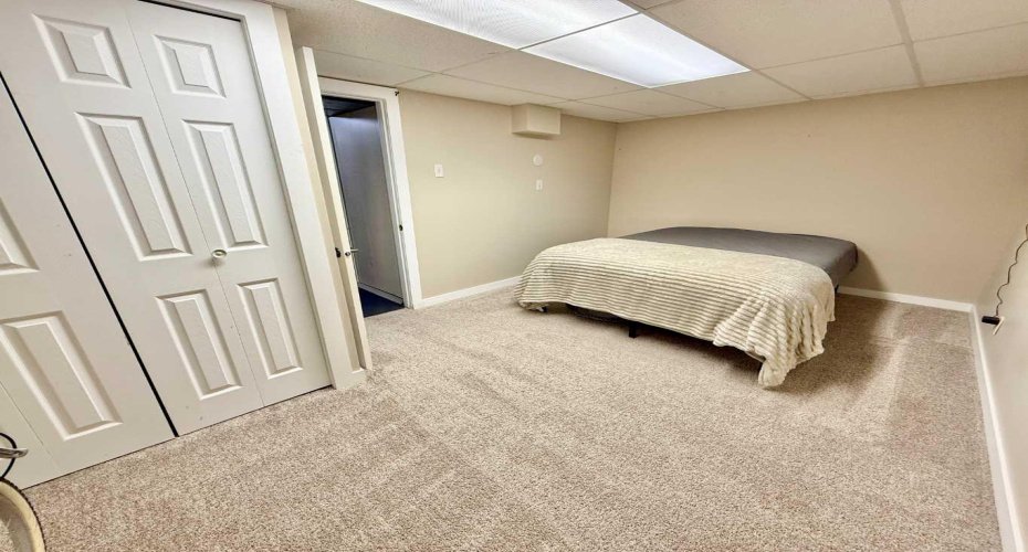 115 Lafayette Boulevard, Lethbridge, Alberta T1K 4B9, 3 Bedroom Bedrooms, 0 ,2 BathroomBathrooms,Residential,For Sale,Lafayette,0,A2321190
