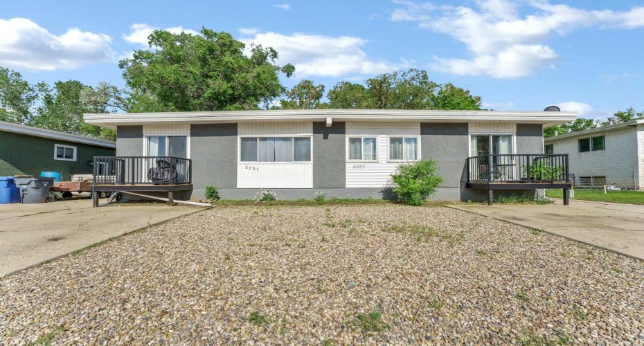 2257 Upland Drive, Medicine Hat, Alberta T1A 7K3, 0 , 0 ,0,Multi-family,For Sale,Upland,0,A2321614