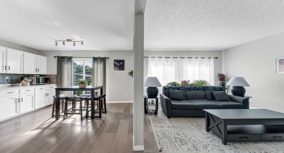 2257 Upland Drive, Medicine Hat, Alberta T1A 7K3, 0 , 0 ,0,Multi-family,For Sale,Upland,0,A2321614