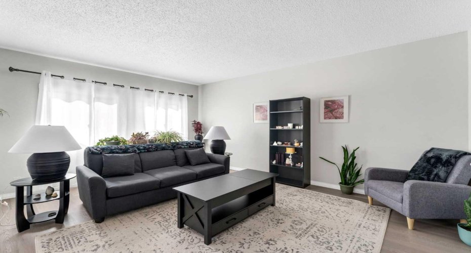 2257 Upland Drive, Medicine Hat, Alberta T1A 7K3, 0 , 0 ,0,Multi-family,For Sale,Upland,0,A2321614