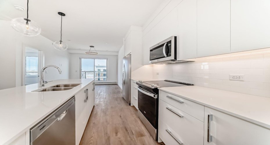 63 Corner Glen Crescent, Calgary, Alberta T3N2R6, 2 Bedroom Bedrooms, 0 ,2 BathroomBathrooms,Residential,For Sale,Corner Glen,0,A2322028