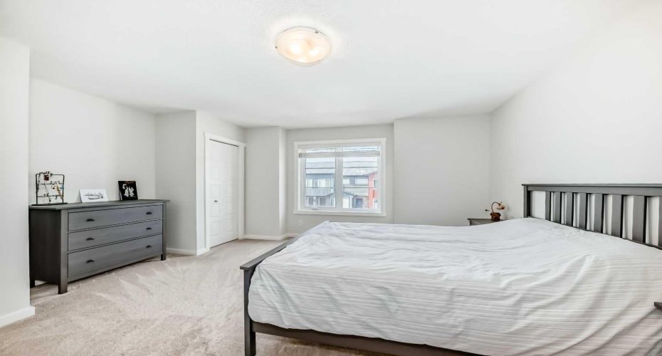 31 Red Embers Parade, Calgary, Alberta T3N1E9, 4 Bedroom Bedrooms, 0 ,4 BathroomBathrooms,Residential,For Sale,Red Embers,0,A2323741