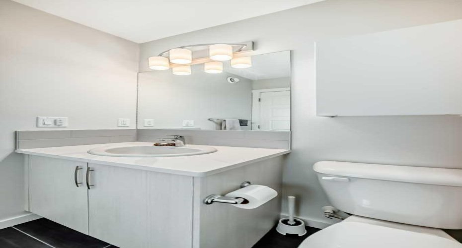 31 Red Embers Parade, Calgary, Alberta T3N1E9, 4 Bedroom Bedrooms, 0 ,4 BathroomBathrooms,Residential,For Sale,Red Embers,0,A2323741