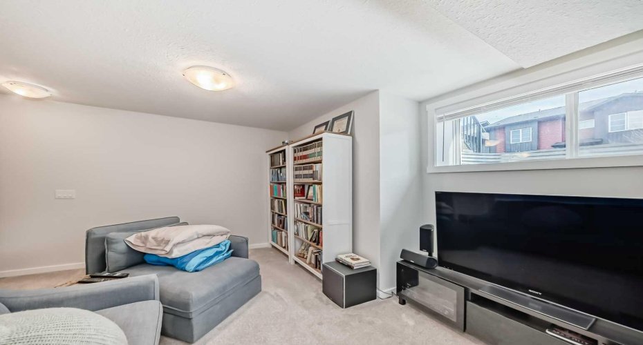 31 Red Embers Parade, Calgary, Alberta T3N1E9, 4 Bedroom Bedrooms, 0 ,4 BathroomBathrooms,Residential,For Sale,Red Embers,0,A2323741