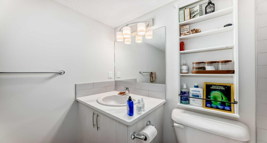 31 Red Embers Parade, Calgary, Alberta T3N1E9, 4 Bedroom Bedrooms, 0 ,4 BathroomBathrooms,Residential,For Sale,Red Embers,0,A2323741