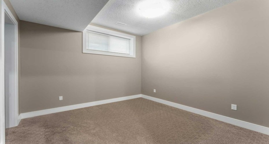 1 Cole Way, Sylvan Lake, Alberta T4S 0L6, 5 Bedroom Bedrooms, 0 ,4 BathroomBathrooms,Residential,For Sale,Cole Way,0,A2324799