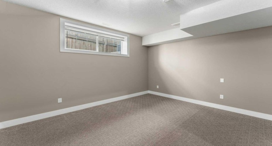 1 Cole Way, Sylvan Lake, Alberta T4S 0L6, 5 Bedroom Bedrooms, 0 ,4 BathroomBathrooms,Residential,For Sale,Cole Way,0,A2324799