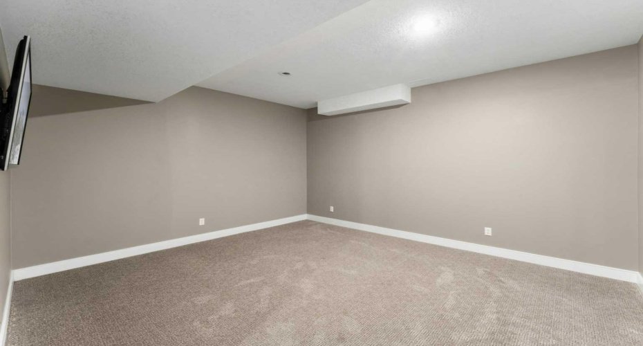 1 Cole Way, Sylvan Lake, Alberta T4S 0L6, 5 Bedroom Bedrooms, 0 ,4 BathroomBathrooms,Residential,For Sale,Cole Way,0,A2324799