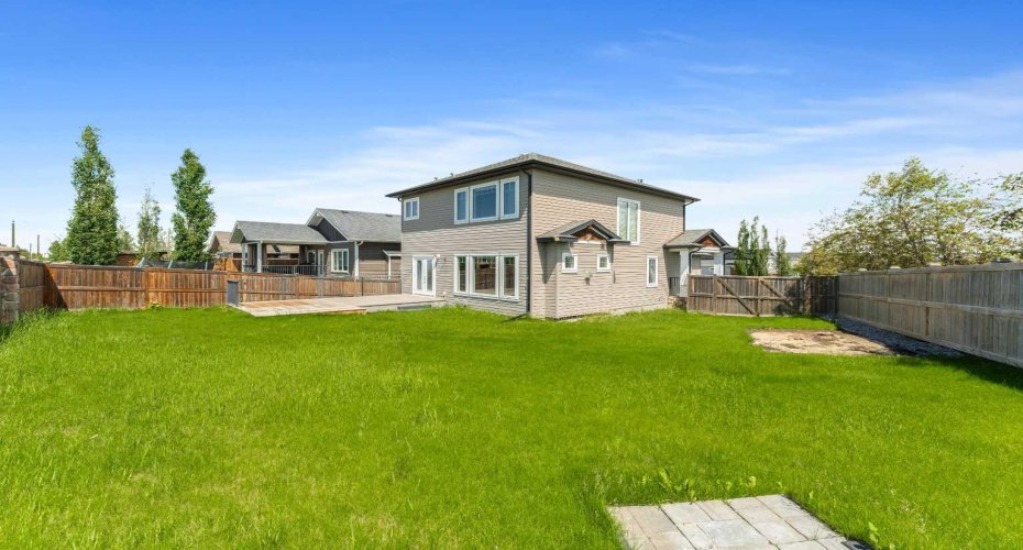 1 Cole Way, Sylvan Lake, Alberta T4S 0L6, 5 Bedroom Bedrooms, 0 ,4 BathroomBathrooms,Residential,For Sale,Cole Way,0,A2324799