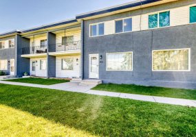 2211 19 Street, Calgary, Alberta t2e4y5, 3 Bedroom Bedrooms, 0 ,1 BathroomBathrooms,Residential,For Sale,19,0,A2324888