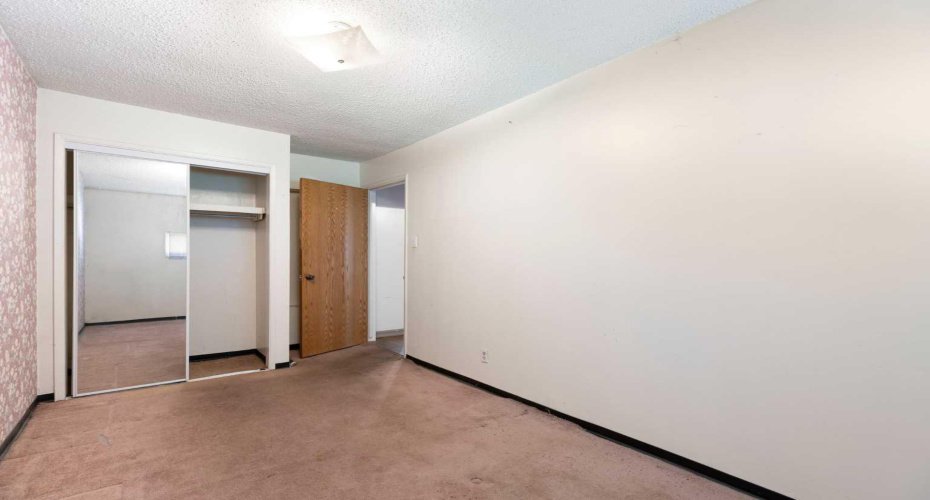 3819 1 Street, Calgary, Alberta T2E3E1, 2 Bedroom Bedrooms, 0 ,2 BathroomBathrooms,Residential,For Sale,1,0,A2325788