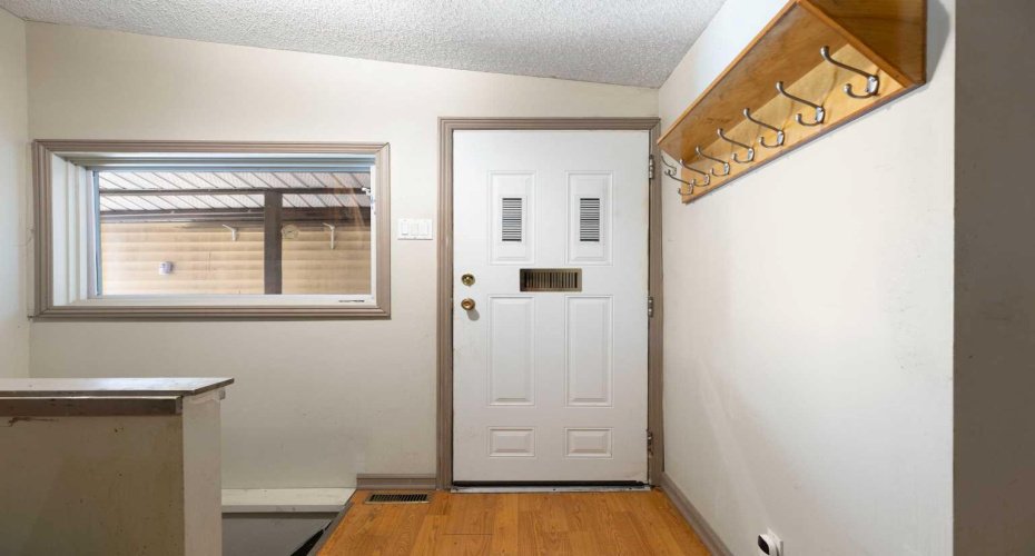 3819 1 Street, Calgary, Alberta T2E3E1, 2 Bedroom Bedrooms, 0 ,2 BathroomBathrooms,Residential,For Sale,1,0,A2325788