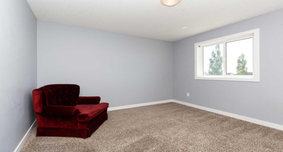 302 Sundance Drive, Coalhurst, Alberta T0L 0V0, 4 Bedroom Bedrooms, 0 ,4 BathroomBathrooms,Residential,For Sale,Sundance,0,A2326104