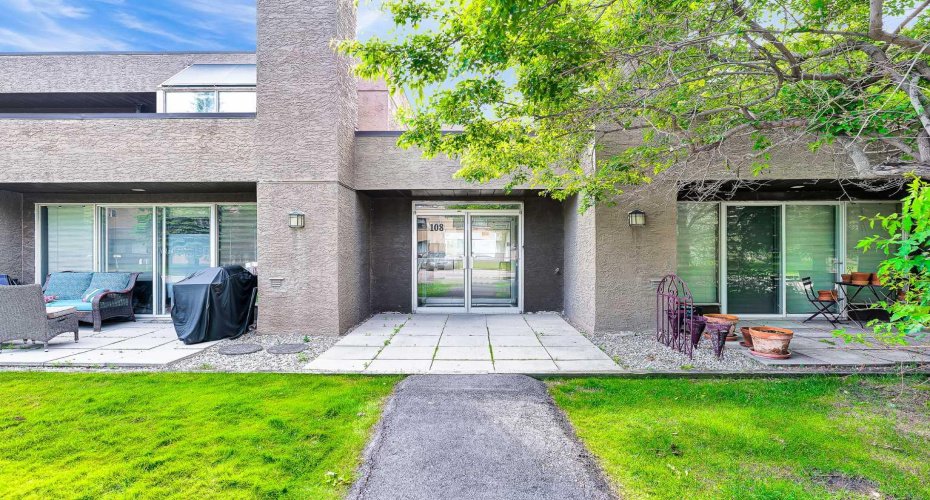 108 Village Heights, Calgary, Alberta T3H2L2, 2 Bedroom Bedrooms, 0 ,2 BathroomBathrooms,Residential,For Sale,Village,0,A2326576