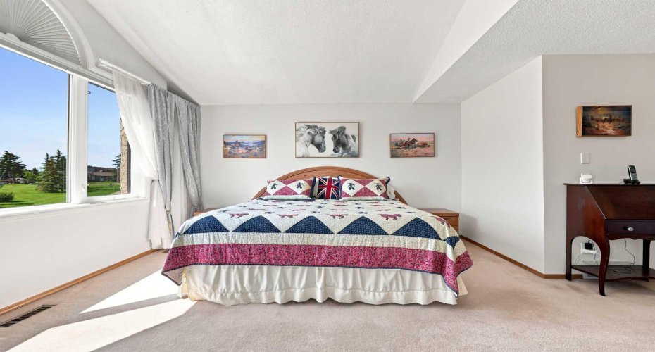 760 Riverbend Drive, Calgary, Alberta T2C 3T7, 4 Bedroom Bedrooms, 0 ,4 BathroomBathrooms,Residential,For Sale,Riverbend,0,A2326738