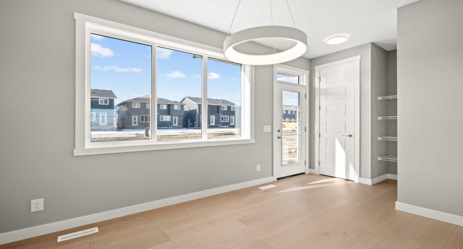 656 Sora Boulevard, Calgary, Alberta T3S 0L6, 3 Bedroom Bedrooms, 0 ,3 BathroomBathrooms,Residential,For Sale,Sora,0,A2326863