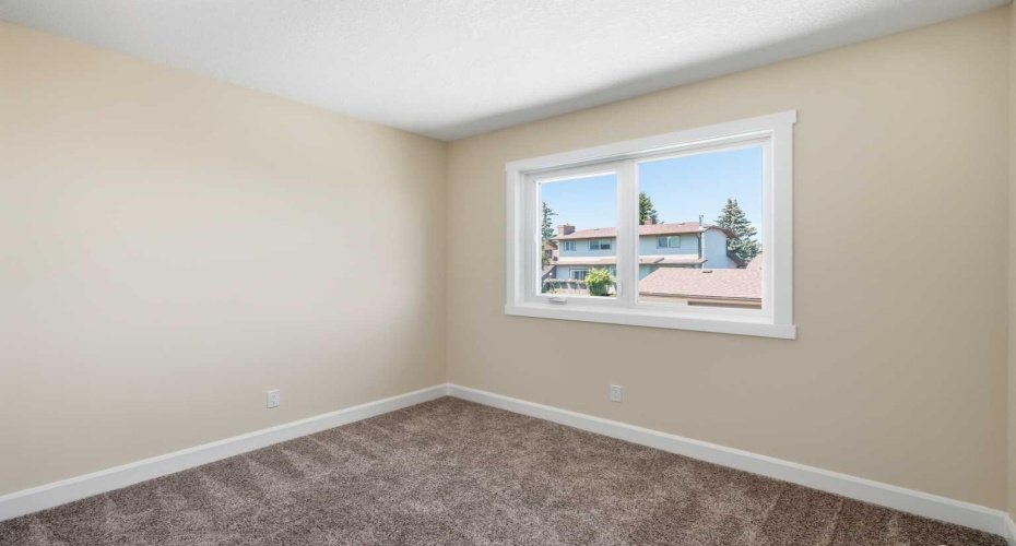 43 Beaconsfield Place, Calgary, Alberta T3K1W8, 4 Bedroom Bedrooms, 0 ,3 BathroomBathrooms,Residential,For Sale,Beaconsfield,0,A2326961