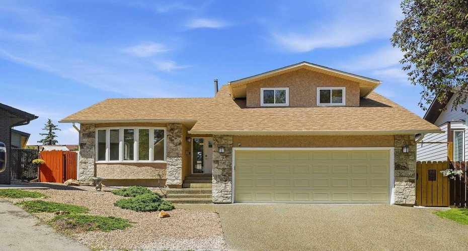 43 Beaconsfield Place, Calgary, Alberta T3K1W8, 4 Bedroom Bedrooms, 0 ,3 BathroomBathrooms,Residential,For Sale,Beaconsfield,0,A2326961