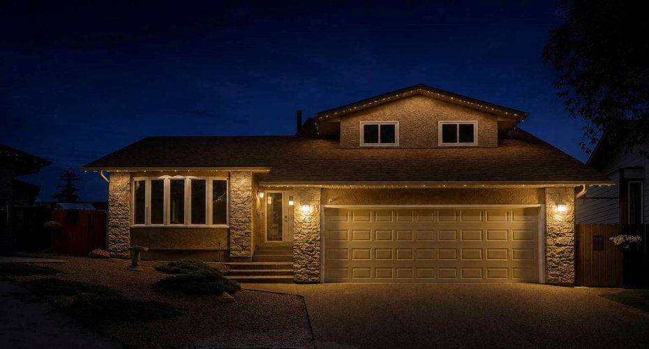 43 Beaconsfield Place, Calgary, Alberta T3K1W8, 4 Bedroom Bedrooms, 0 ,3 BathroomBathrooms,Residential,For Sale,Beaconsfield,0,A2326961