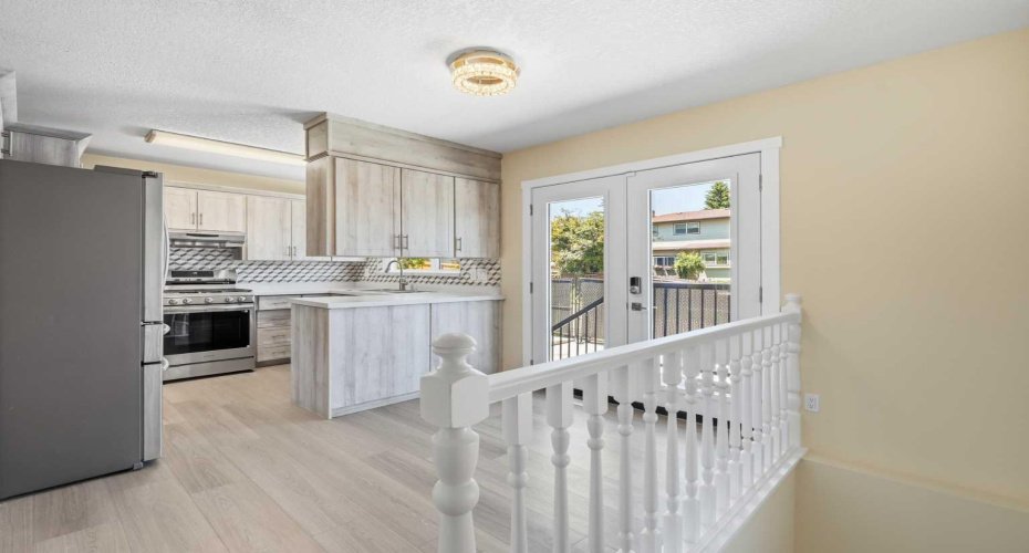 43 Beaconsfield Place, Calgary, Alberta T3K1W8, 4 Bedroom Bedrooms, 0 ,3 BathroomBathrooms,Residential,For Sale,Beaconsfield,0,A2326961