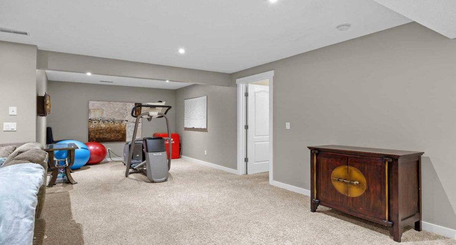 Plenty of room downstairs for a home gym or flex space, adding even more value to this already generous floor plan. Plenty of room downstairs for a home gym or flex space, adding even more value to this already generous floor plan.