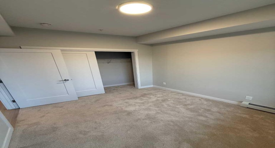 660 Shawnee Square, Calgary, Alberta T2Y 0X6, 0 , 0 ,0,Multi-family,For Sale,Shawnee,0,A2327346