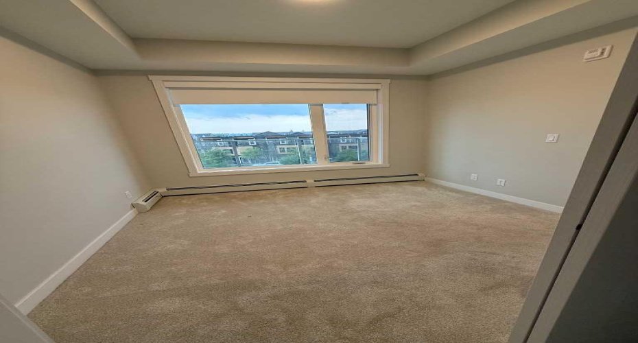 660 Shawnee Square, Calgary, Alberta T2Y 0X6, 0 , 0 ,0,Multi-family,For Sale,Shawnee,0,A2327346