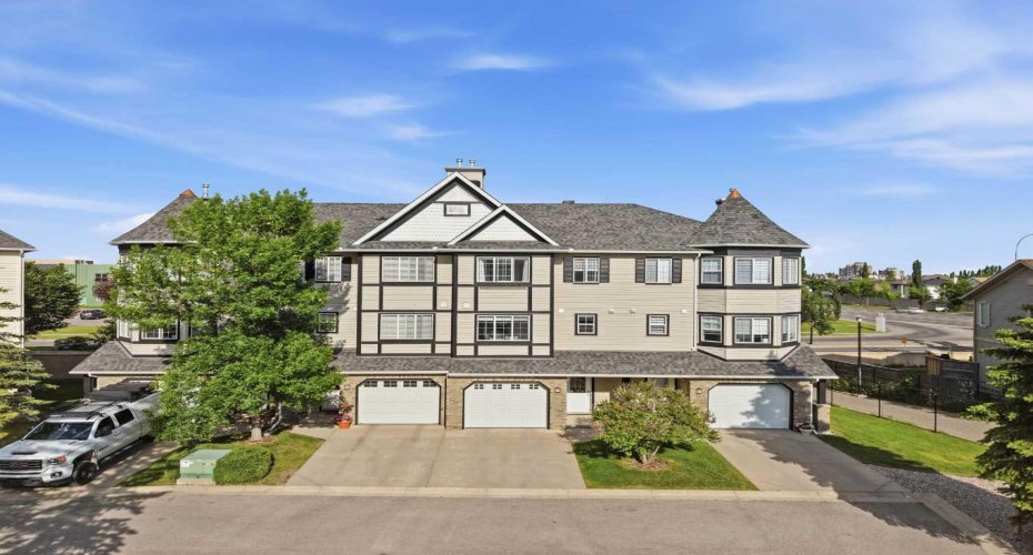 4 Cougar Ridge Mews, Calgary, Alberta T3H 5P4, 2 Bedroom Bedrooms, 0 ,2 BathroomBathrooms,Residential,For Sale,Cougar Ridge,0,A2327348