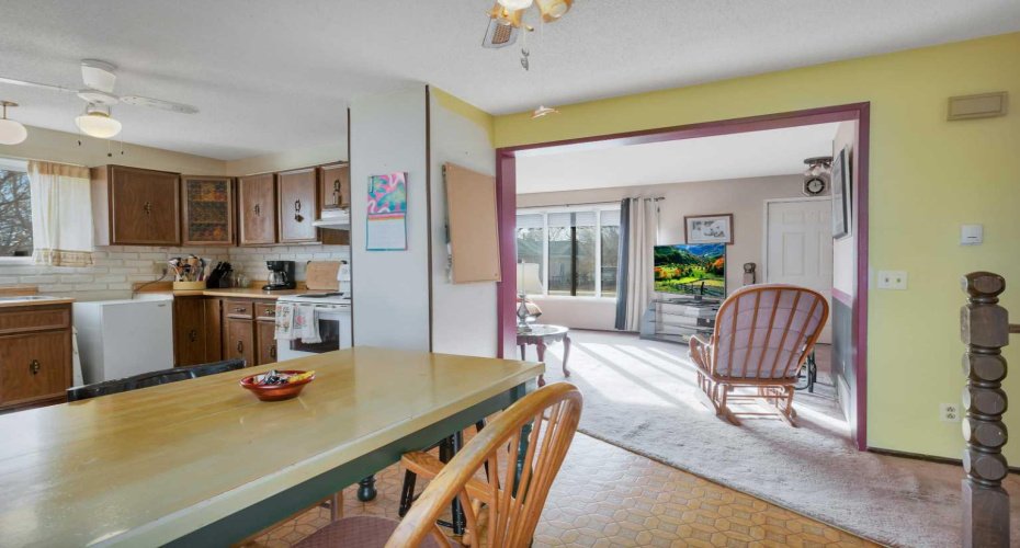 310 2 Avenue, Youngstown, Alberta T0J 3P0, 3 Bedroom Bedrooms, 0 ,2 BathroomBathrooms,Residential,For Sale,2 Avenue,0,A2327360