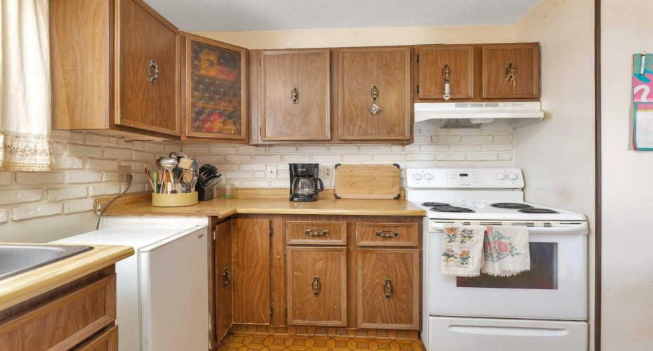 310 2 Avenue, Youngstown, Alberta T0J 3P0, 3 Bedroom Bedrooms, 0 ,2 BathroomBathrooms,Residential,For Sale,2 Avenue,0,A2327360
