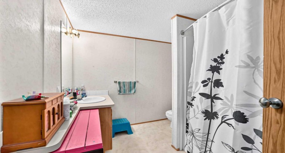 233075 Range Road 245, Rural Wheatland County, Alberta T1P 0R6, 3 Bedroom Bedrooms, 0 ,2 BathroomBathrooms,Residential,For Sale,Range Road 245,0,A2327627