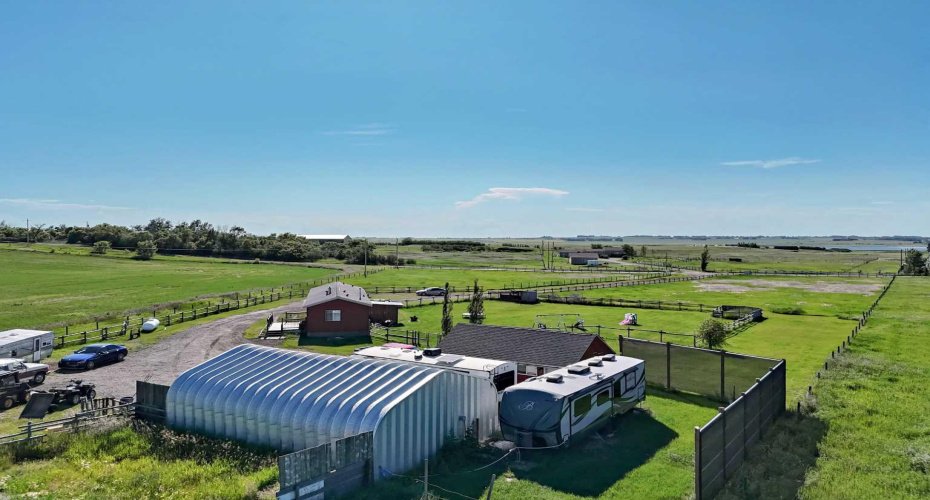 233075 Range Road 245, Rural Wheatland County, Alberta T1P 0R6, 3 Bedroom Bedrooms, 0 ,2 BathroomBathrooms,Residential,For Sale,Range Road 245,0,A2327627