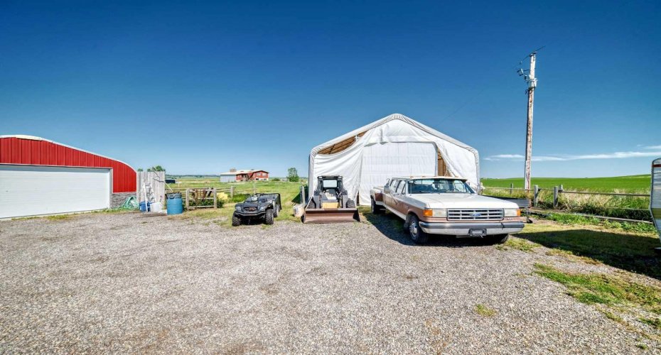 233075 Range Road 245, Rural Wheatland County, Alberta T1P 0R6, 3 Bedroom Bedrooms, 0 ,2 BathroomBathrooms,Residential,For Sale,Range Road 245,0,A2327627
